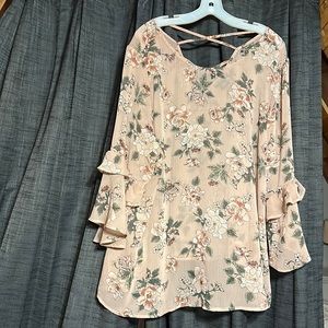 Blouse torrid plus size 3x pink floral